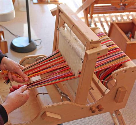 reno fiber guild   hand  hand weaving