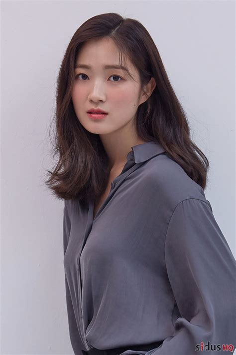 kim hye yoon shows   sides   profile  soompi