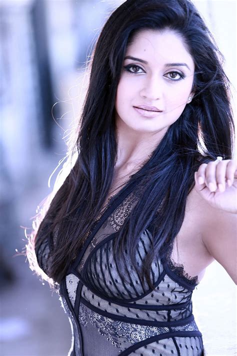Vimala Raman Sexy Photos Indian Spicy Actress Photos