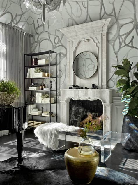 glamorous  edgy chicago home