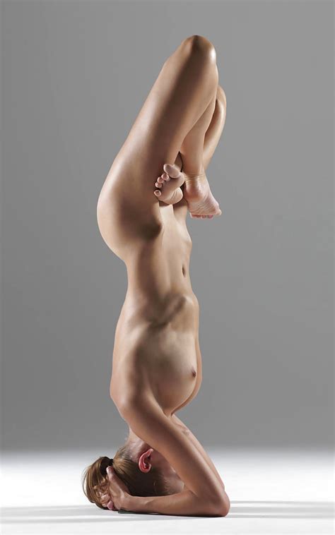 Nude Yoga Instructor Poses In Her Favorite Positions 37