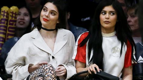 kendall jenner rocks head turning boots at lakers game aol entertainment