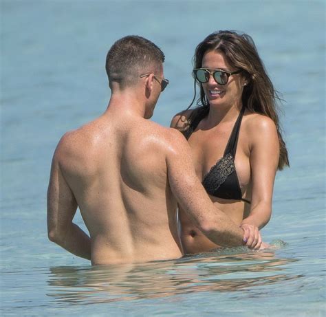 danielle lloyd in a bikini 48 photos thefappening