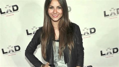 Telephone Victoria Justice Youtube
