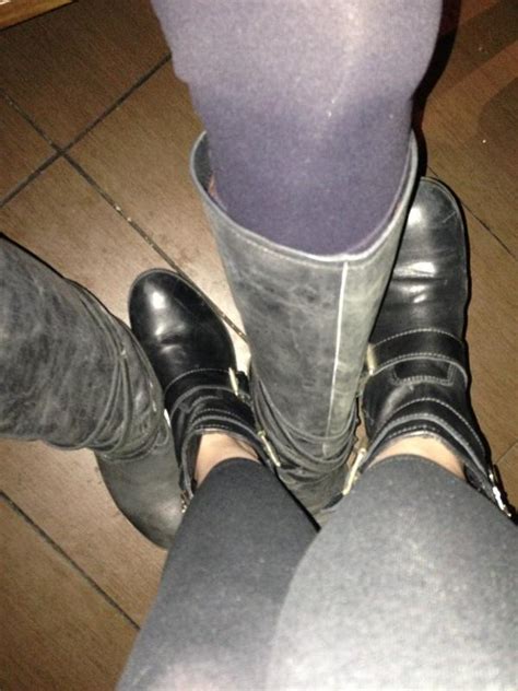 playing footsie under the table with stas it s a best friend thing scoopnest