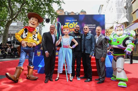 Toy Story 4 Premiere Interviews Tom Hanks And More On Woody S Next Big