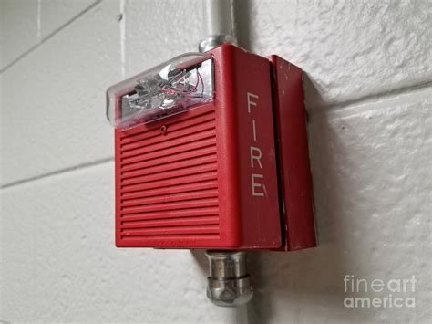 fire alarm hornstrobe photograph  ben schumin pixels