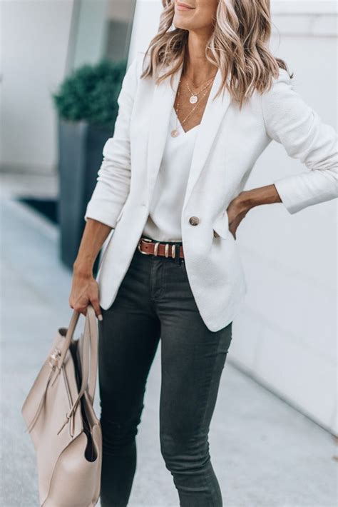 a cute business casual outfit cella jane office casual