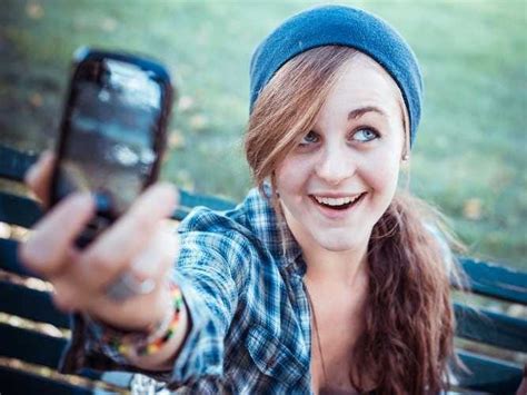 Abc Gives Selfie Pilot Order Business Insider