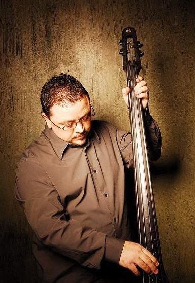 randy barnes ns design artist electric upright bass cr4m