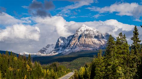 Beautiful Places In Canada To Visit Tourist Meets Traveler