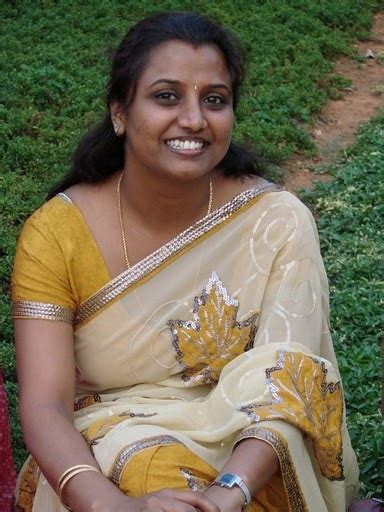 desi real life hot mallu aunties girls pictures mallu housewife