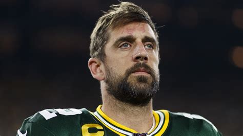 Aaron Rodgers Doesnt Report To Packers Mandatory Minicamp