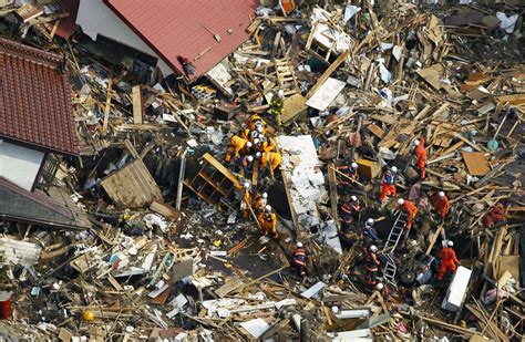 battered japan a picture story at the spokesman review