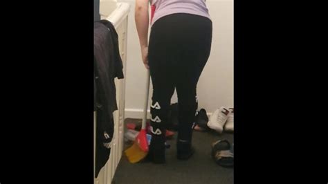 Step Mom Got Fucked Through Ripped Leggings Got Covered In Cum By Step