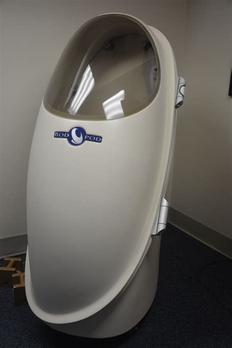 bod pod  core  army wellness center article  united states army