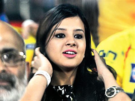 sakshi dhoni in a stunning makeover at ipl 2013 you like style and beauty idiva