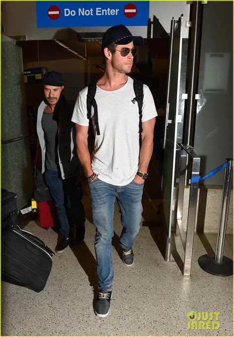 chris hemsworth lands at lax after final avengers age of