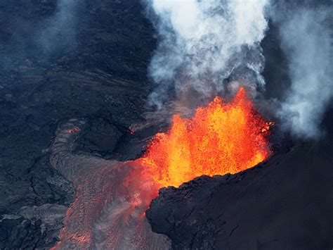 lessons learned  kilauea eruptions media frenzy eos