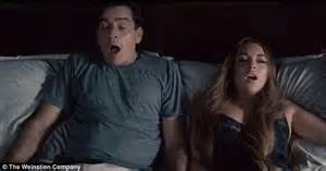 lindsay lohan makes fun of her troubled history in new sneak peak for scary movie 5 daily mail