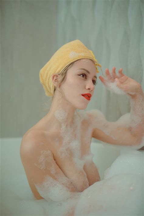 caylee cowan s bathroom nude photo shoot 2017 celebrity nude leaked