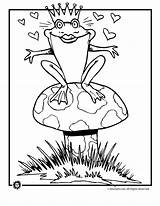 Coloring Frog Prince Pages Toad Colouring Print Drawing Cycle Life Rainbow Cute Frogs Kids Library Activities Clipart Use Printer Send sketch template