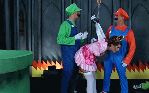 Mario I Luigi Próbują Uwolnić Księżniczkę Obrazki Jeja Pl