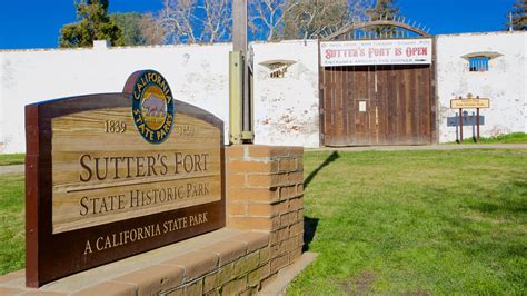 hotels closest  sutters fort state historic park