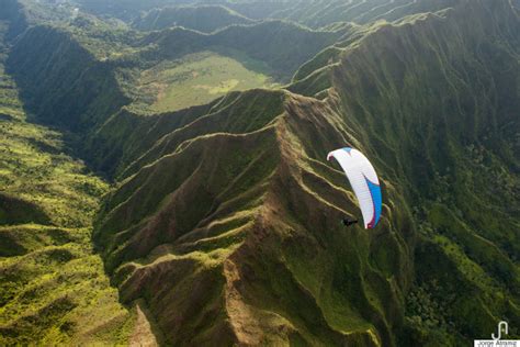 fall in love with hawaii with these gorgeous paragliding photos huffpost