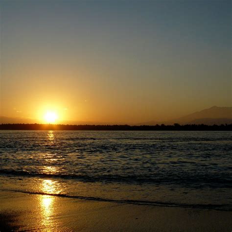 4 Pantai Di Lombok Dengan Sunset Dan Sunrise Romantis Mister Aladin