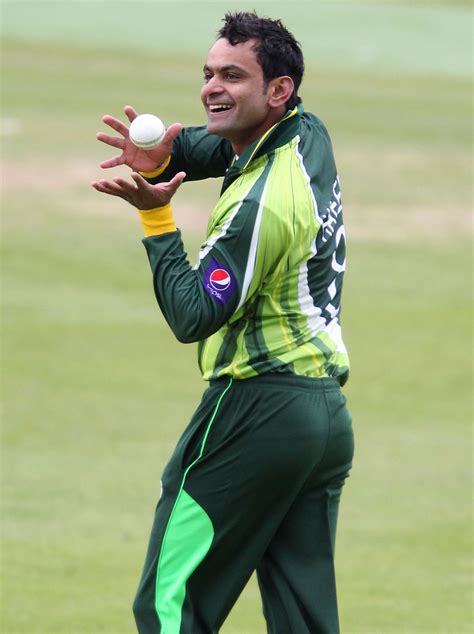 pakistani cricket players biography wallpapers muhammad hafeez