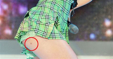 a lot of female idols have a mysterious spot on their legs