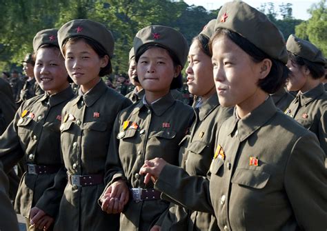 smiling army girls north korea flickr photo sharing