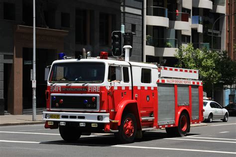 fileaustralian fire truckjpg wikipedia