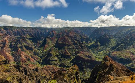 waimea canyon kauai  hawaii