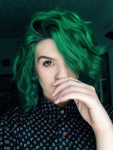 magnifiques tendances colorations cheveux green hair dye dark green hair hair styles