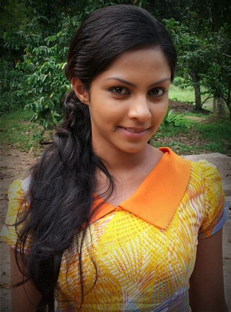 sl hot actress pics shalani tharaka