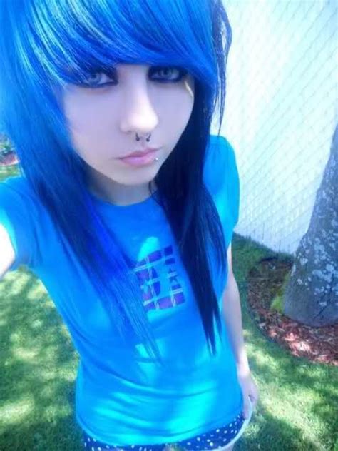 ivana insomniac scene outfits emo outfits neon hair blue hair pink
