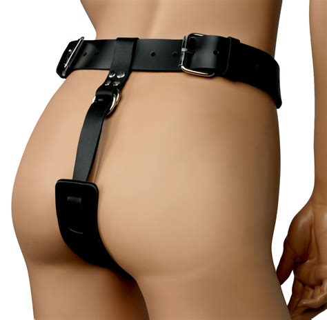 female butt plug harness
