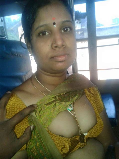 mallu aunty boobs cleavage photos milf blouse open boobs