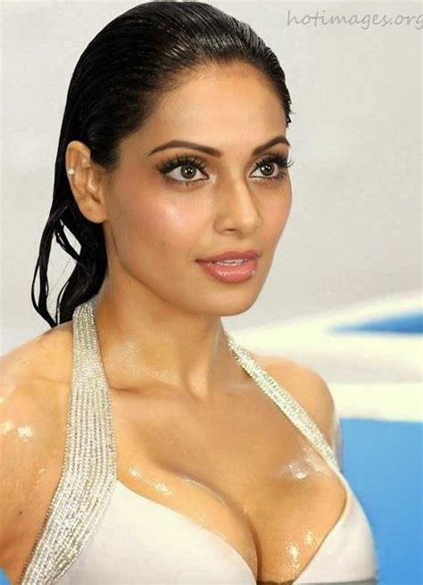 Bollywood Actresses Who Used Breast Implants