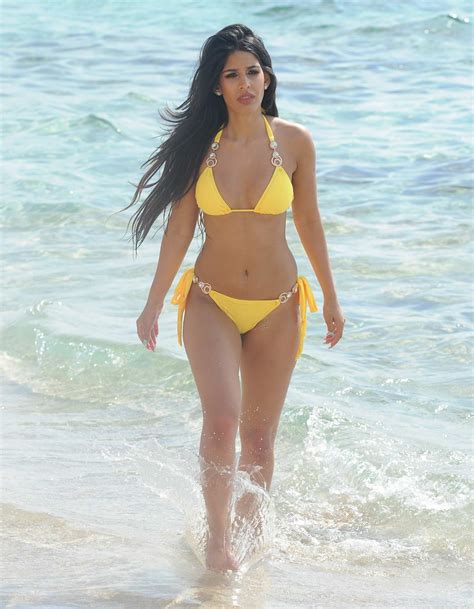 Jasmin Walia In A Yellow Bikini On Beach In Ibiza 050717 9