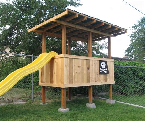 build  treeless tree house  steps  pictures instructables