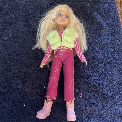 Mattel 2004 We Three Friends Stacie Doll Blonde Hair Blue Eyes Clothes