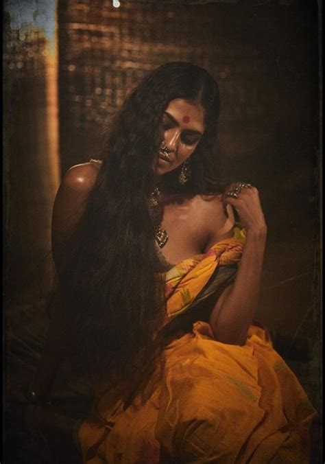 Actress Malavika Mohan Photoshoot Kerala Lives