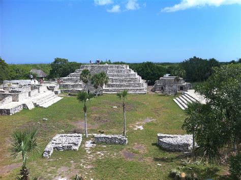 mayan ruins  progreso mexico  chichen itza