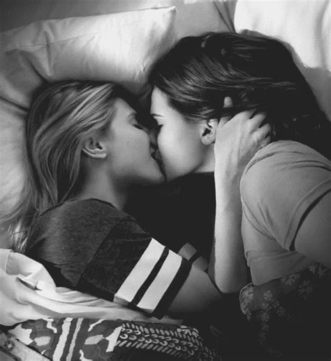 Kissing Lesbian Romance Softcore Kittensaurus