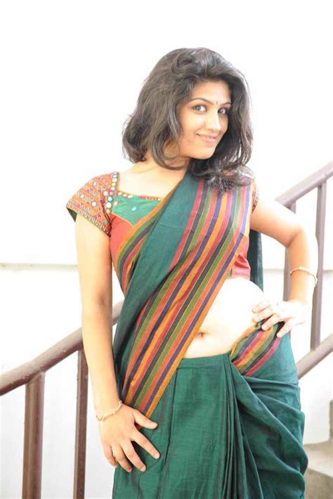 actress largest navel cleavage hip waist photo collections supriya saree navel
