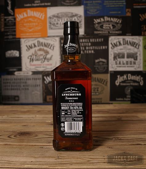 jack daniels black label evo ml nl  bottled  eu jacks safe