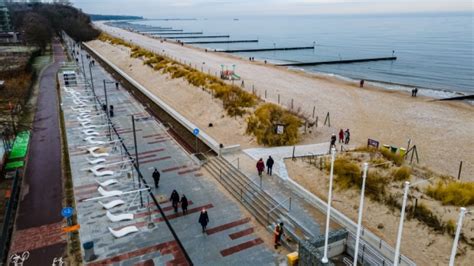 laengste strand promenade  der polnischen ostsee fertiggestellt